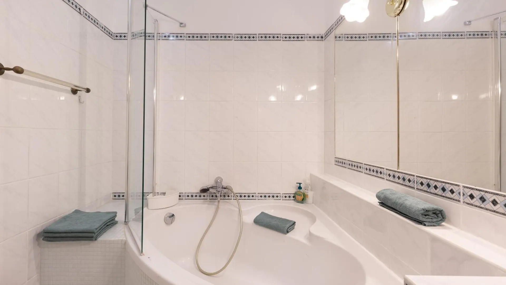 Anker Center By Stn Apartment Budapest